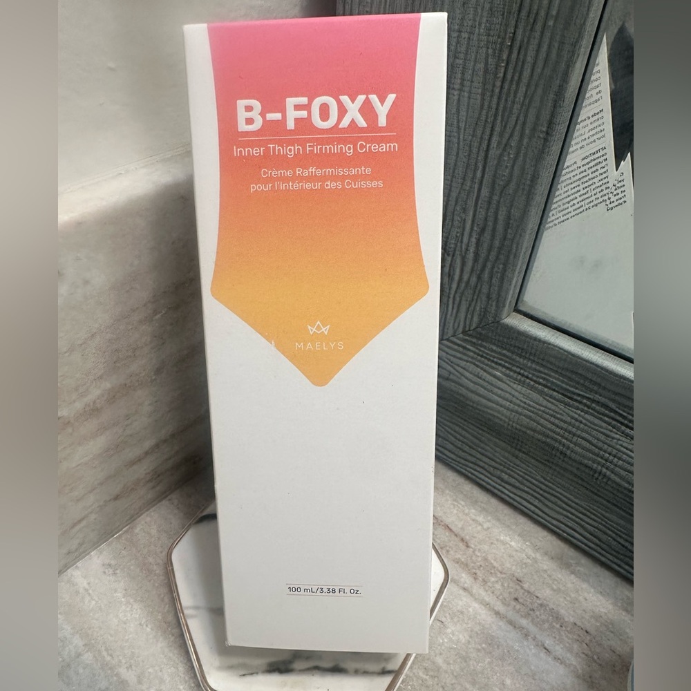 NIB B-FOXY Inner Thigh Firming Cream by Maelys
